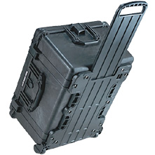 Pelican 1624 Watertight Hard Roller Case with Padded Dividers