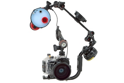 Комплект для фото и видео для Canon Powershot S110 на основе вспышки D-2000 и видео света LE700-W