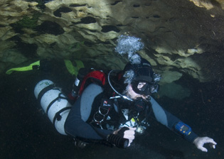 Sidemount Diver